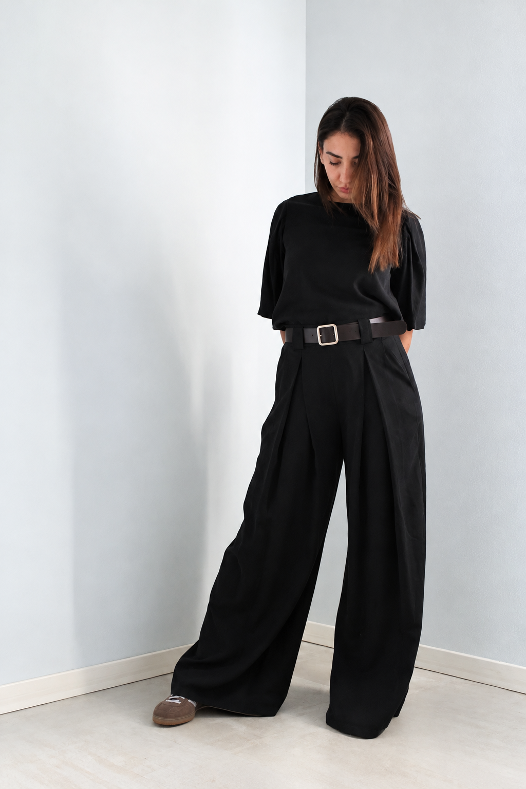 LOOK V